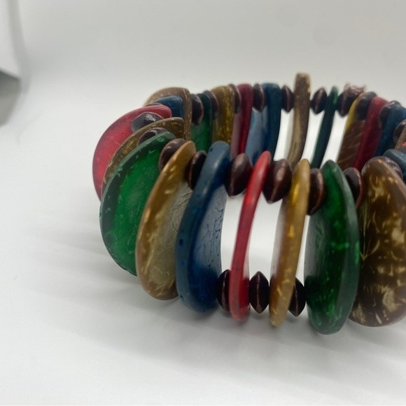 colorful coconut shell bracelet - Picture 2 of 3